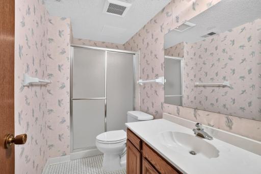 7055 Robinwood Trail, Saint Paul, MN 55125