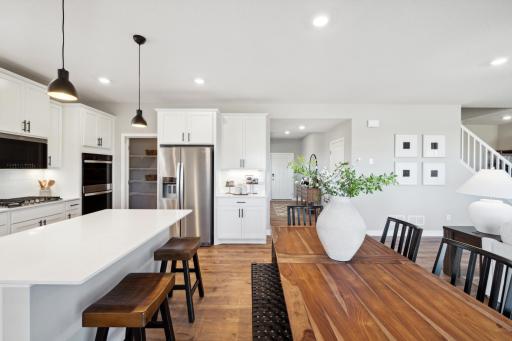 Excellent entertaining spaces with kitchen, dinette and formal dining.