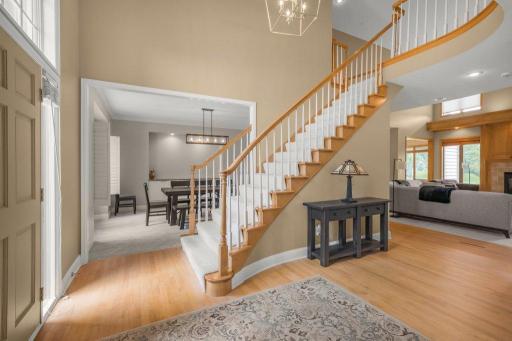 10451 White Tail Crossing, Eden Prairie, MN 55347