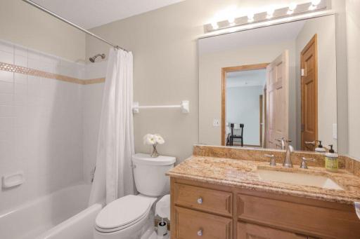 10451 White Tail Crossing, Eden Prairie, MN 55347