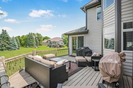 10451 White Tail Crossing, Eden Prairie, MN 55347