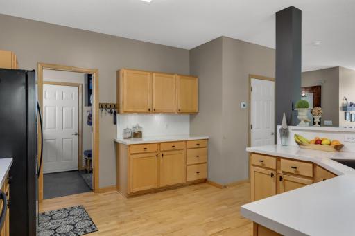 848 Newberry Lane, Chaska, MN 55318