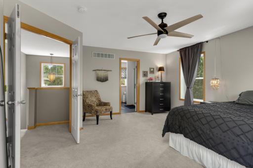 848 Newberry Lane, Chaska, MN 55318