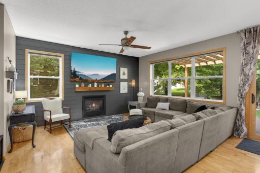 848 Newberry Lane, Chaska, MN 55318