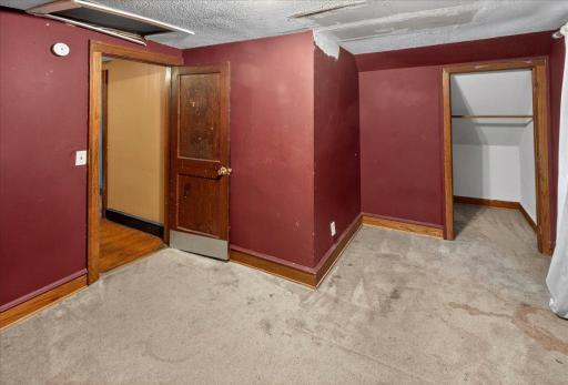 1340 Upton Avenue N, Minneapolis, MN 55411