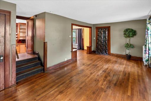 1340 Upton Avenue N, Minneapolis, MN 55411