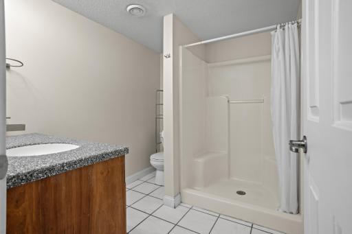 2835 Wheatland Drive S, Fargo, ND 58103