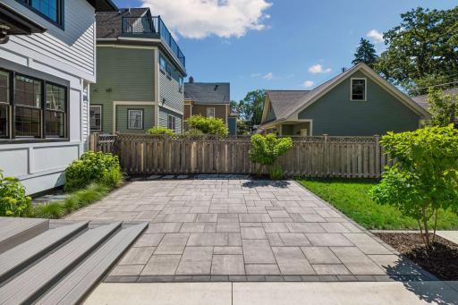 540 Holly Avenue, Saint Paul, MN 55102