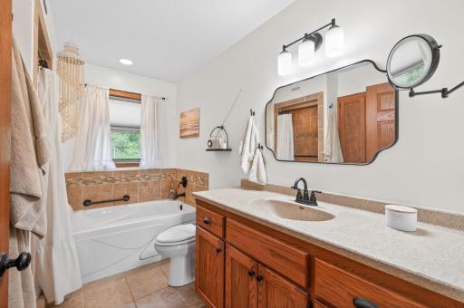 28310 Lakewood Drive NW, Isanti, MN 55040