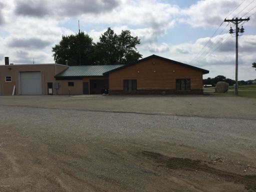 2360 Becker Drive, Albert Lea, MN 56007