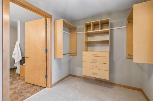 215 10th Avenue S, 321, Minneapolis, MN 55415