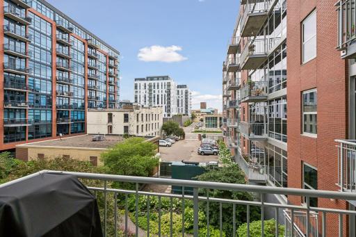 215 10th Avenue S, 321, Minneapolis, MN 55415