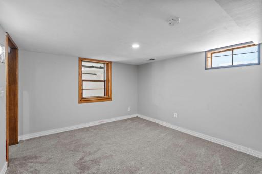513 9th Avenue S, South Saint Paul, MN 55075
