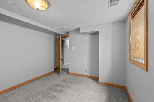 513 9th Avenue S, South Saint Paul, MN 55075