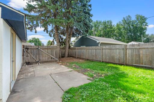 513 9th Avenue S, South Saint Paul, MN 55075
