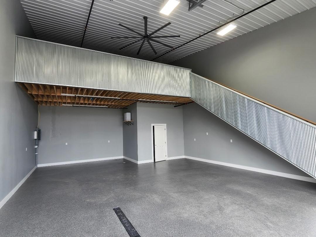 356 Sq Ft Mezzanine