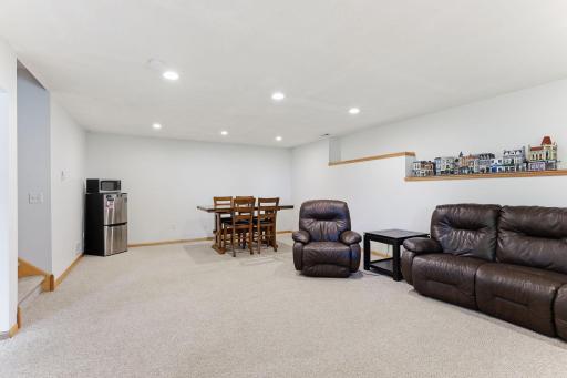 19886 Evensong Avenue, Farmington, MN 55024