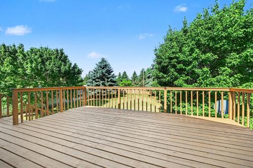 9674 Hale Avenue S, Cottage Grove, MN 55016