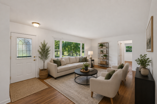 Beautiful main level living with lots of natural sunlight (virtually staged)