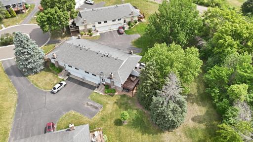 1411 Oak Leaf Lane, Burnsville, MN 55337