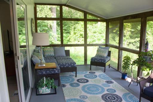 18118 Captive Lake Road, Garrison, MN 56450