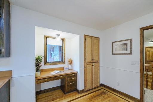 Kitchen- Desk Area