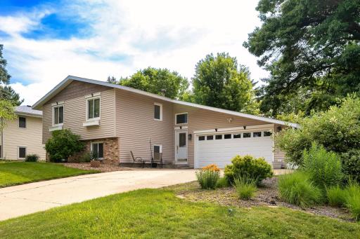 Photo for 1794 17th Avenue NW, Saint Paul, MN 55112 - listing #7089344 1794 17th Avenue NW, Saint Paul, MN 55112