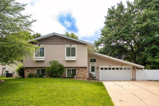 1794 17th Ave NW New Brighton, MN 55112