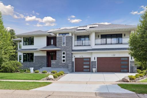 10964 Bentwater Lane, Woodbury, MN 55129