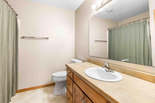 816 Woodbridge Circle, Dilworth, MN 56529