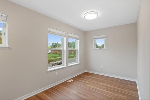 1334 Winthrop Street N, Saint Paul, MN 55119