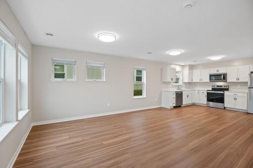 1334 Winthrop Street N, Saint Paul, MN 55119