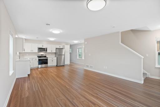 1334 Winthrop Street N, Saint Paul, MN 55119