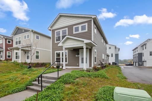 1334 Winthrop Street N, Saint Paul, MN 55119