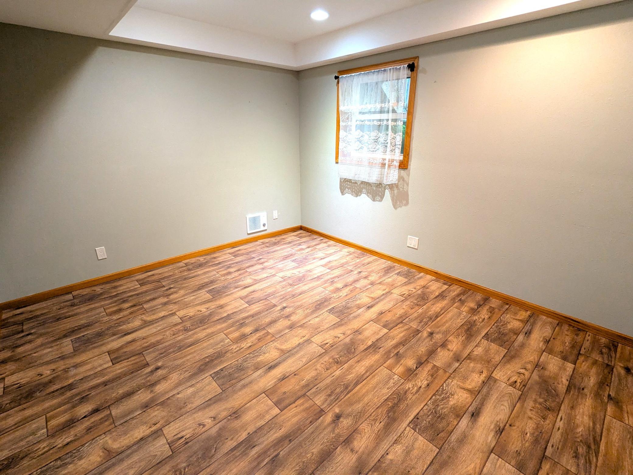 BEDROOM B 1.jpg