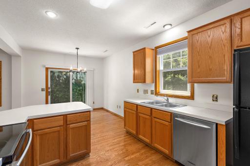 8727 N Bay Drive, Chanhassen, MN 55317