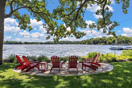 8727 N Bay Drive, Chanhassen, MN 55317