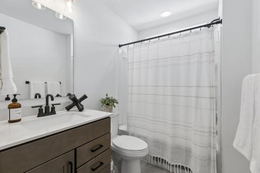 11760 Upper 31st Street N, Lake Elmo, MN 55042