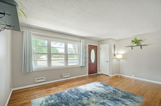 11340 Gladiola Street NW, Coon Rapids, MN 55433