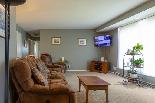 2145 Zealand Avenue N, Minneapolis, MN 55427