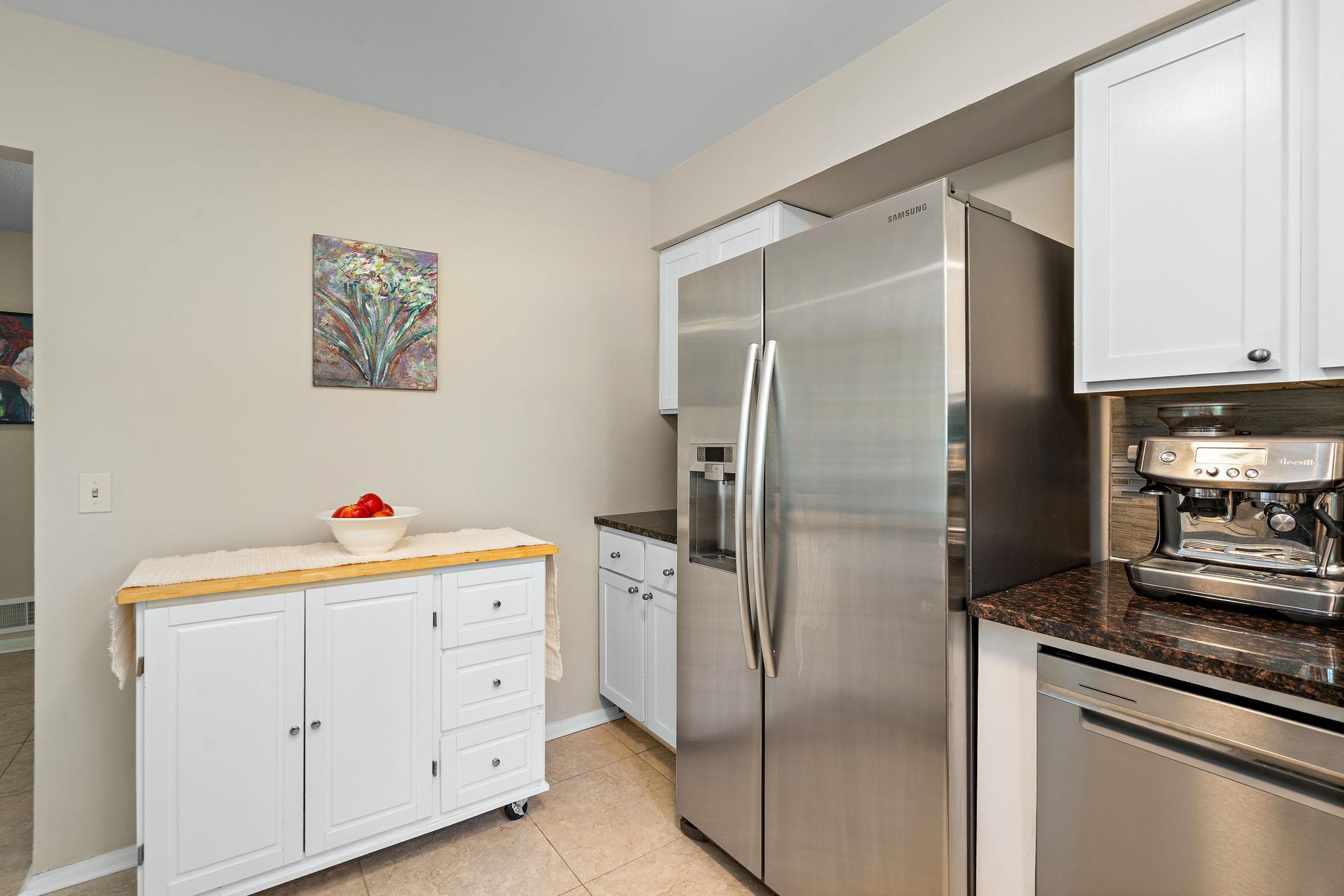 10-web-or-mls-7703-49th-ave-n.jpg