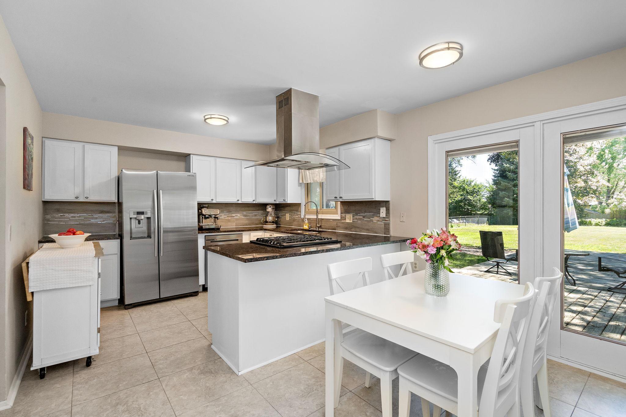 7-web-or-mls-7703-49th-ave-n.jpg