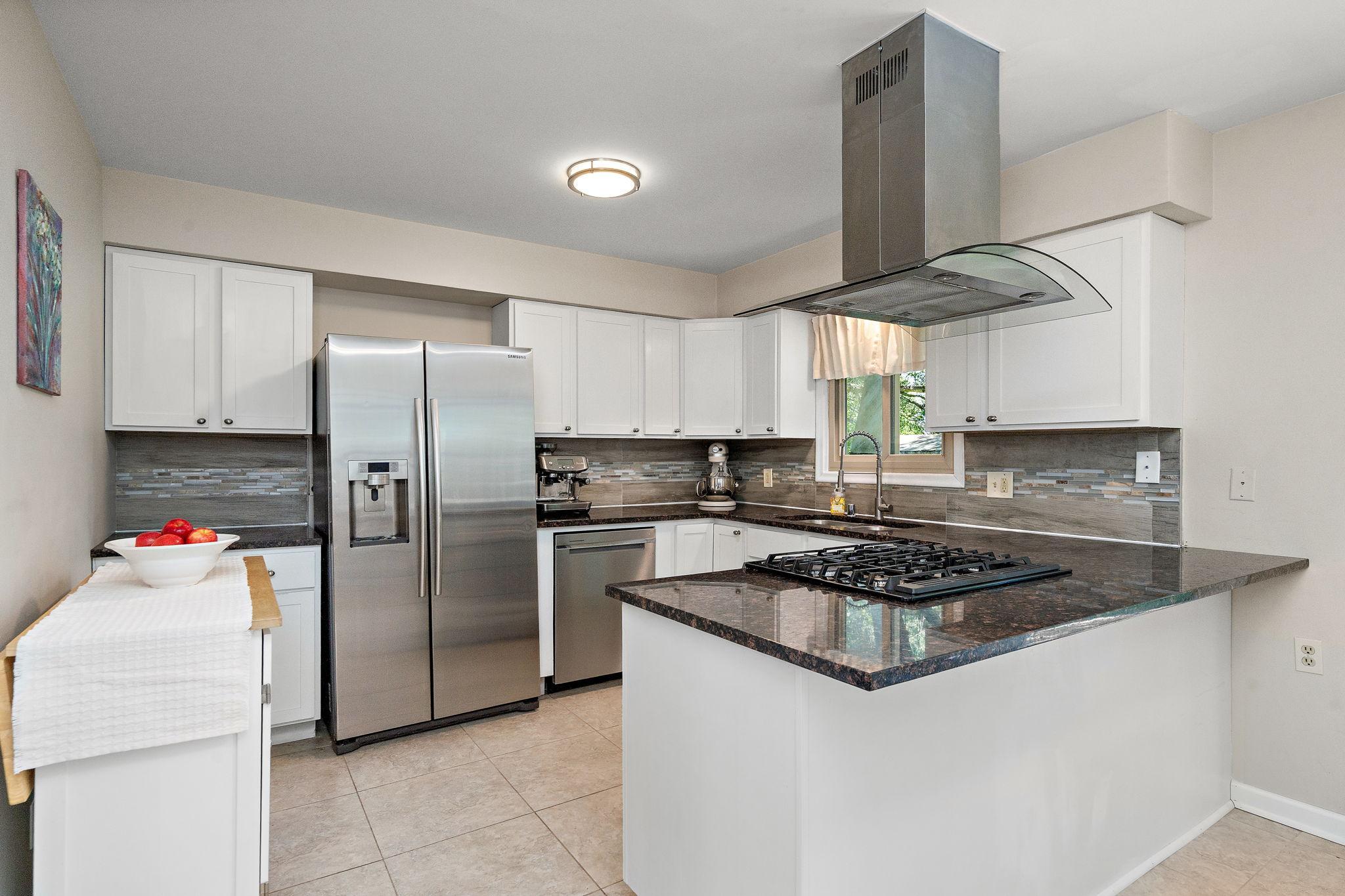 8-web-or-mls-7703-49th-ave-n.jpg