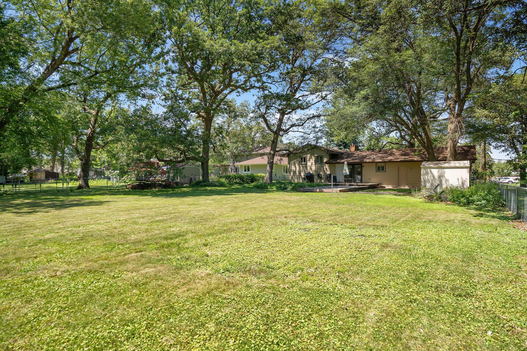 29-web-or-mls-7703-49th-ave-n.jpg