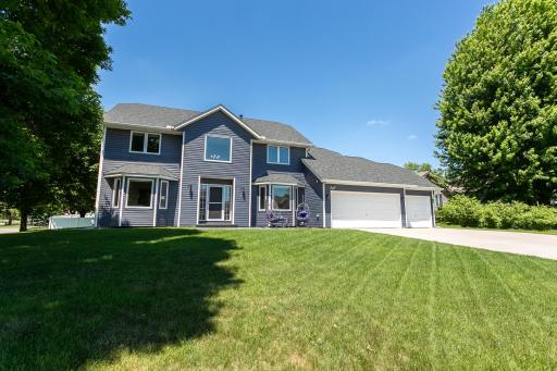 247 Pendryn Hill Circle, Saint Paul, MN 55125