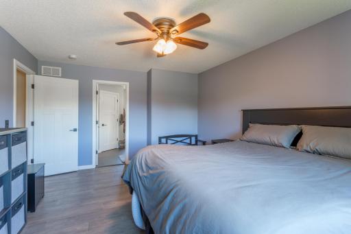 247 Pendryn Hill Circle, Saint Paul, MN 55125