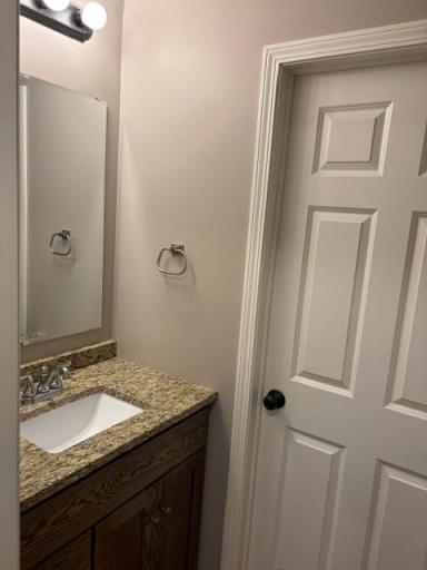 1827 Scenic Heights Court SW, Hutchinson, MN 55350