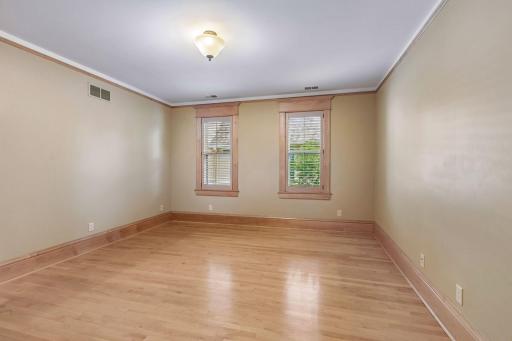 818 Goodrich Avenue, Saint Paul, MN 55105