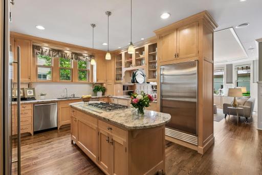 818 Goodrich Avenue, Saint Paul, MN 55105