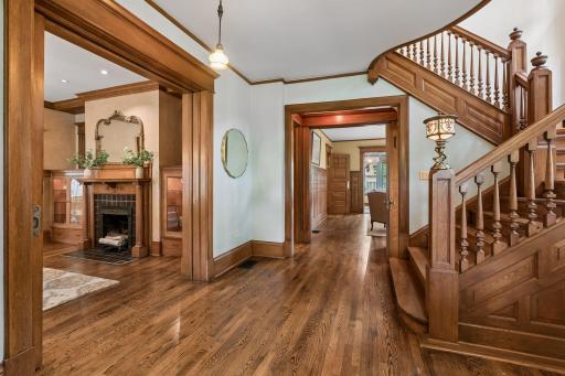 818 Goodrich Avenue, Saint Paul, MN 55105